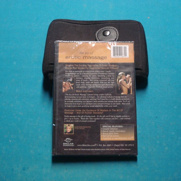 DVD - the joy of erotic massage - Picture 2 of 2